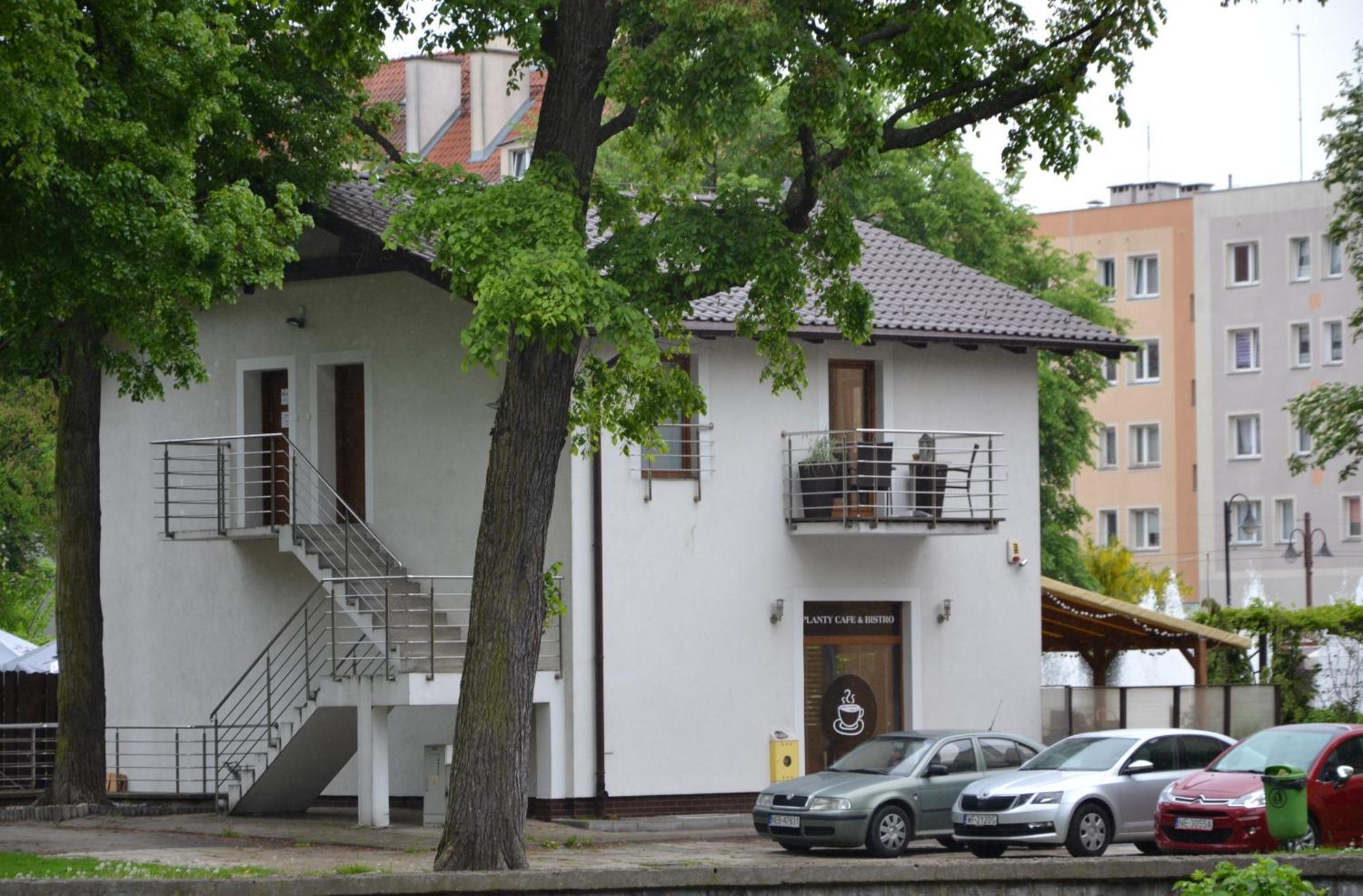 Apartament W Parku Planty Lägenhet Elblag Exteriör bild